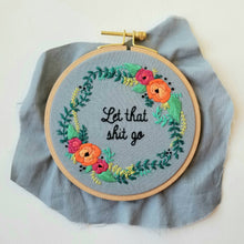 Load image into Gallery viewer, Rose Wreath Beginner Embroidery Kit
