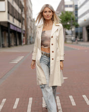 Load image into Gallery viewer, Britta | Vintage Silver Buckle Studded Leather Belt Women