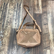 Load image into Gallery viewer, Amsterdam Heritage Bakel Stylish Premium Leather Messenger Bag