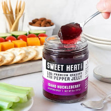 Load image into Gallery viewer, Idaho Huckleberry Pepper Jelly