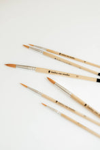 Load image into Gallery viewer, Round Tip Watercolor Brush Set -- 6 piece
