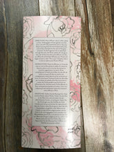 Load image into Gallery viewer, Bridgewater Candle Company Sweet Grace Flower Diffuser