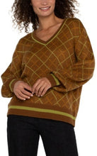 Load image into Gallery viewer, Liverpool Los Angeles Long Sleeve V-Neck Sweater in Caramel Multi
