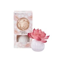 Load image into Gallery viewer, Bridgewater Candle Company Sweet Grace Flower Diffuser
