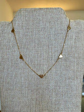 Load image into Gallery viewer, 18K Heart Connector Choker
