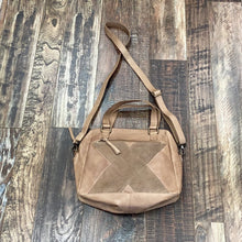 Load image into Gallery viewer, Amsterdam Heritage Bakel Stylish Premium Leather Messenger Bag
