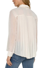 Load image into Gallery viewer, Liverpool Los Angeles Long Sleeve Woven Pleat w/ Back Detail
