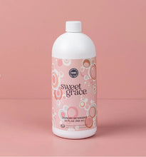 Load image into Gallery viewer, Bridgewater Candle Company Sweet Grace Laundry Detergent
