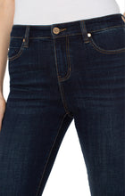 Load image into Gallery viewer, Abbey Ankle Skinny 28”

