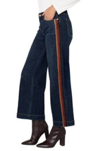 Load image into Gallery viewer, Liverpool Los Angeles Stride Wide Leg with Velvet Trim 28”
