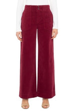 Load image into Gallery viewer, Liverpool Los Angeles Utility Pocket Wide Leg 31”
