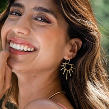 Load image into Gallery viewer, Gretchen Half Sun Threader Earrings
