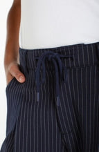Load image into Gallery viewer, Liverpool Los Angeles Wide Leg Pleated Trouser w/ Side Stripe 30” Ins.
