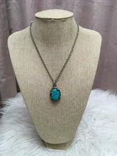 Load image into Gallery viewer, Peak Designs Turquoise Pendant Necklace
