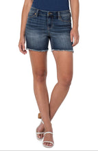 Load image into Gallery viewer, Vickie Fray Hem Shorts
